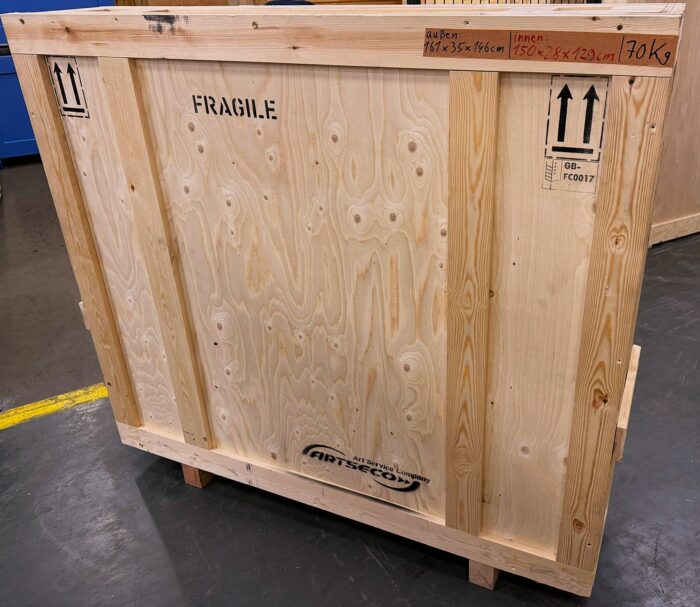 BK180 aussen161x35x146cm//innen150x28x129cm//70kg
