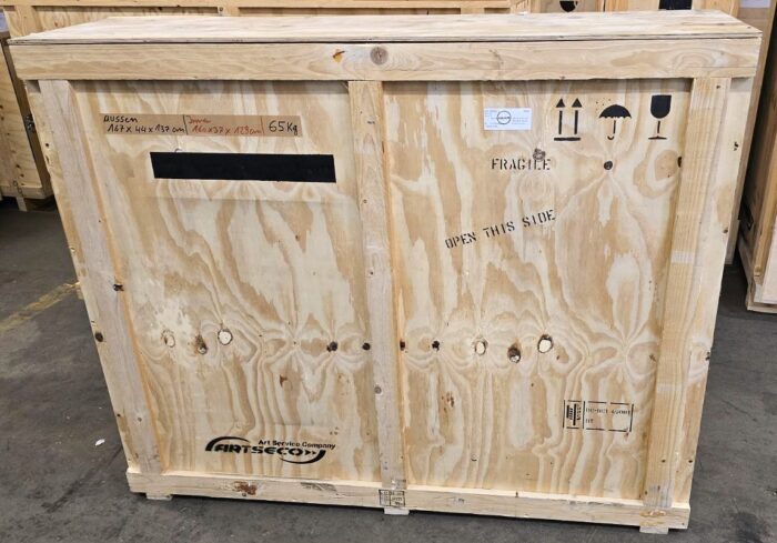 BK187 aussen167x44x137cm innen160x37x129cm// 65kg